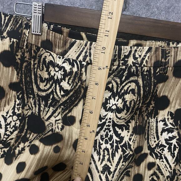 Chicos So Slimming Crop Pants Womens Sz 1.5 US 10 Black Brown Abstract Print - Picture 7 of 7